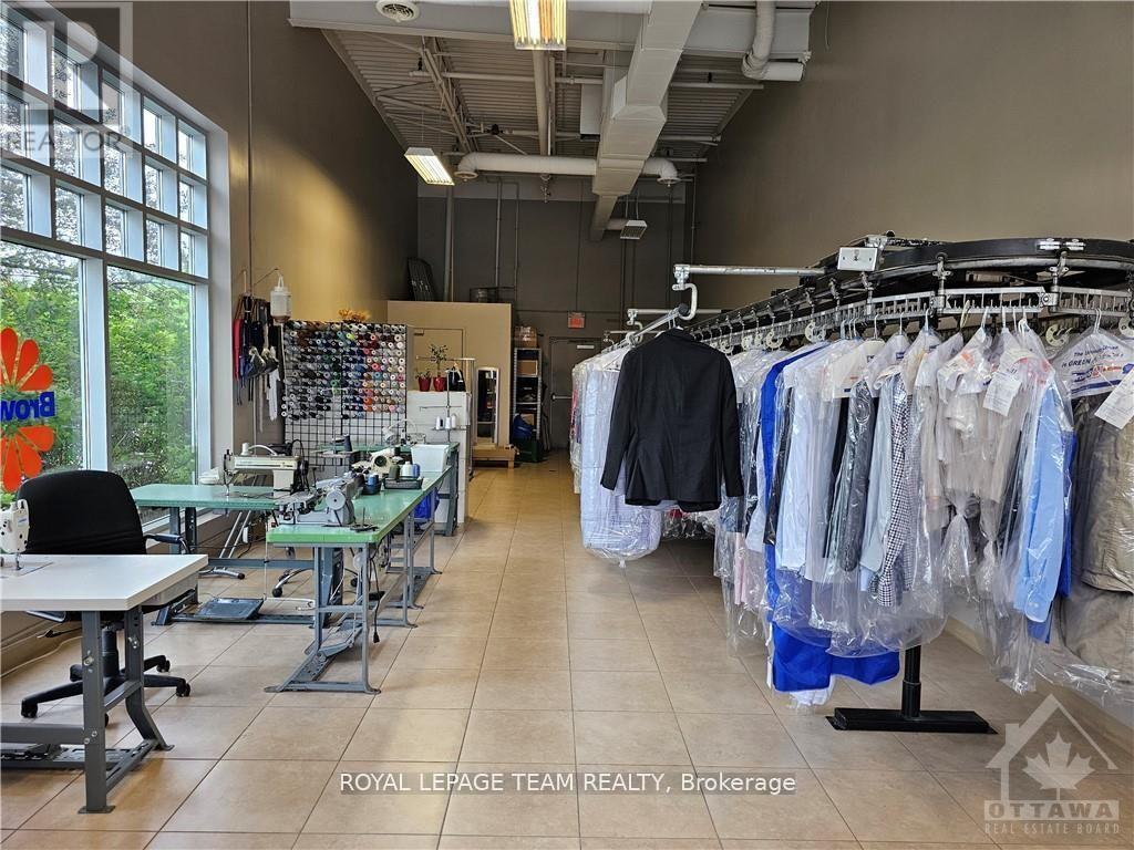 












854 MARCH ROAD

,
Ottawa,




Ontario
K2W0C9

