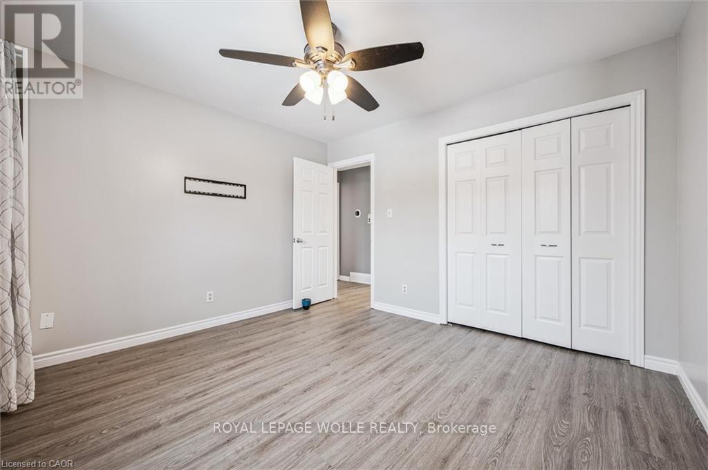 












263 THE COUNTRY WAY

,
Kitchener,




Ontario
N2E2V6

