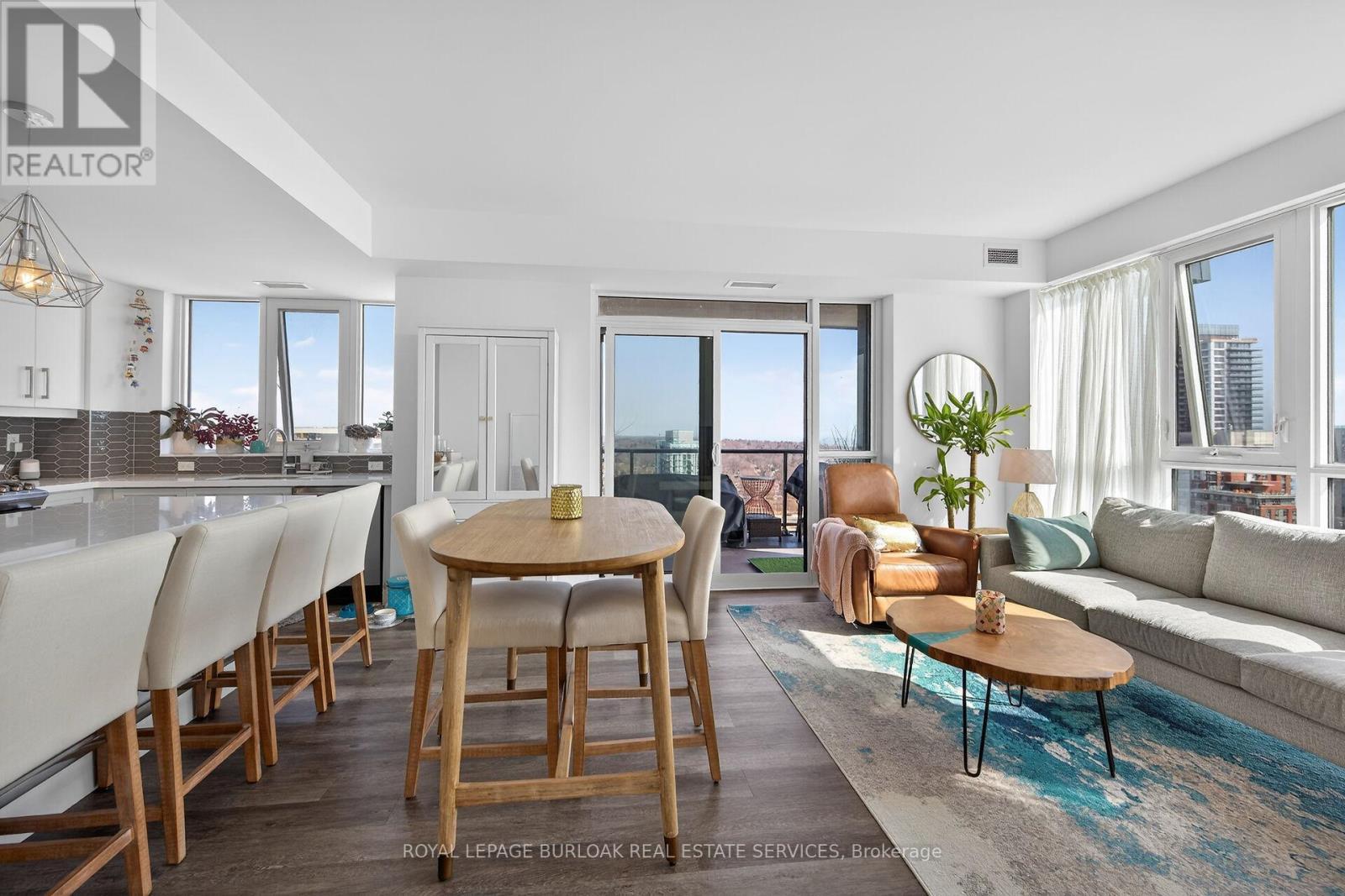 












1503 - 2007 JAMES STREET

,
Burlington,




Ontario
L7R0G7

