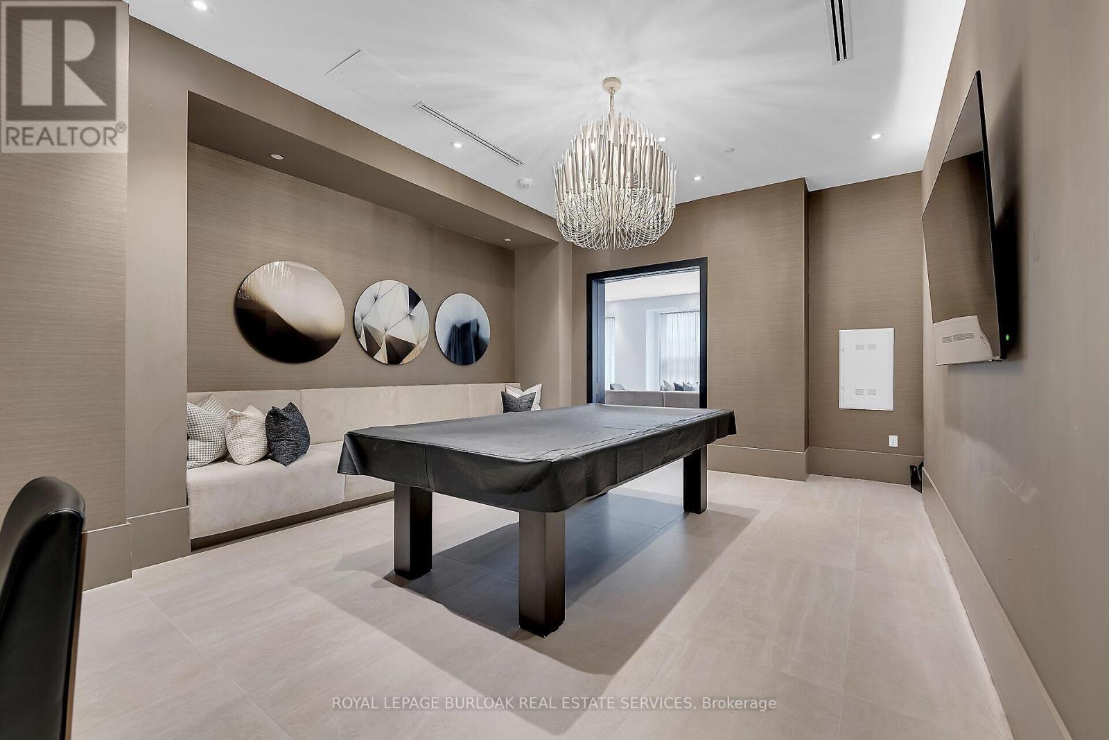 












1503 - 2007 JAMES STREET

,
Burlington,




Ontario
L7R0G7

