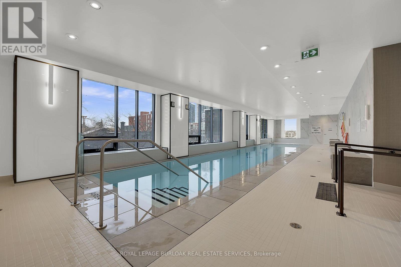 












1503 - 2007 JAMES STREET

,
Burlington,




Ontario
L7R0G7

