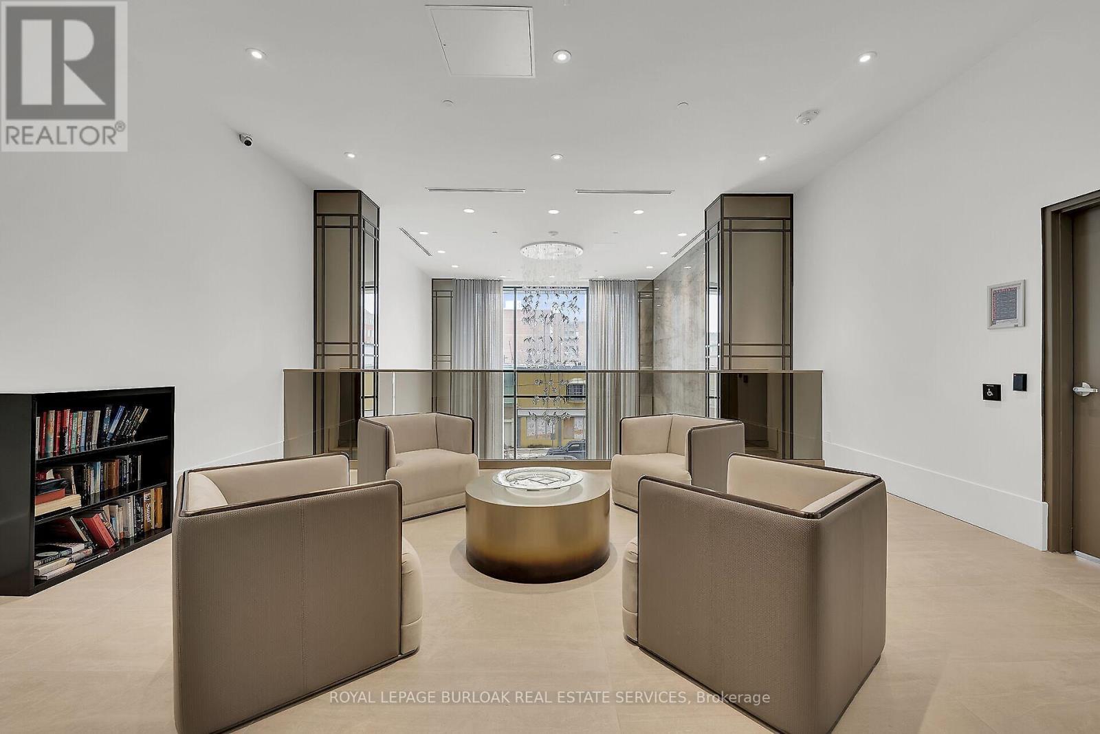 












1503 - 2007 JAMES STREET

,
Burlington,




Ontario
L7R0G7

