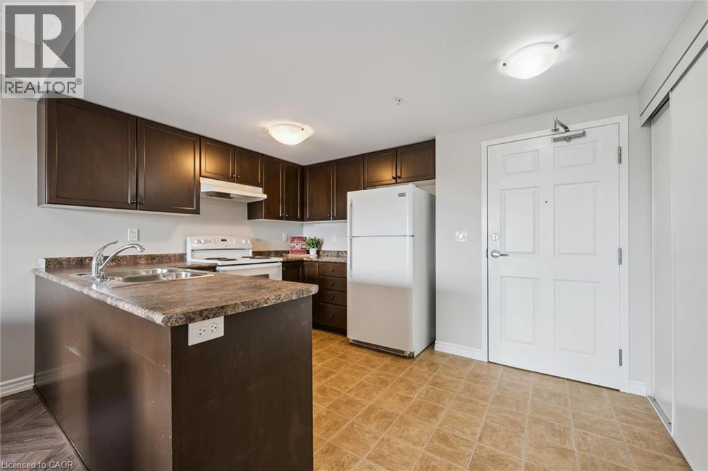 












60 LYNNMORE Street Unit# 313

,
Guelph,




Ontario
N1L0J8

