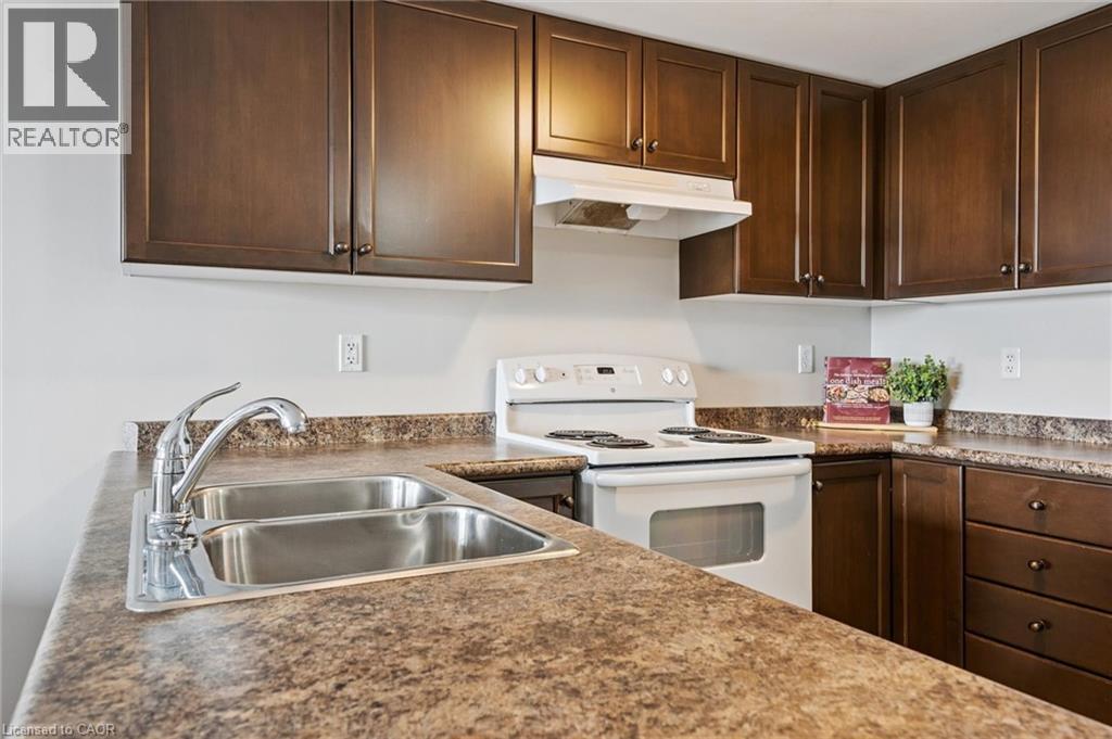 












60 LYNNMORE Street Unit# 313

,
Guelph,




Ontario
N1L0J8

