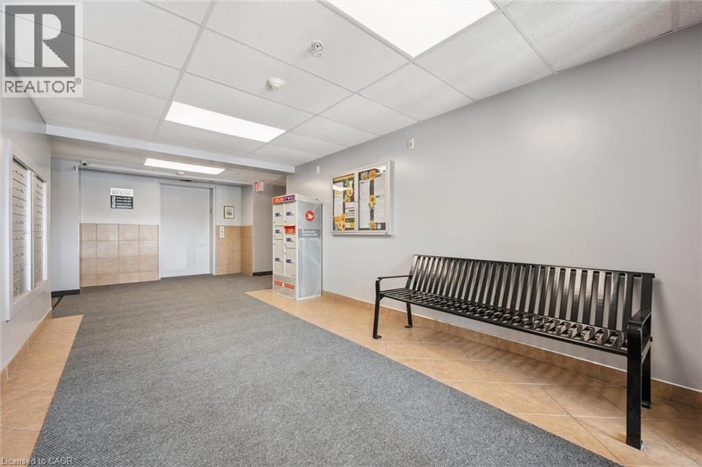 












60 LYNNMORE Street Unit# 313

,
Guelph,




Ontario
N1L0J8

