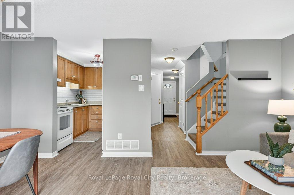 












37 - 66 RODGERS ROAD

,
Guelph (Kortright West),




Ontario
N1G4Y5

