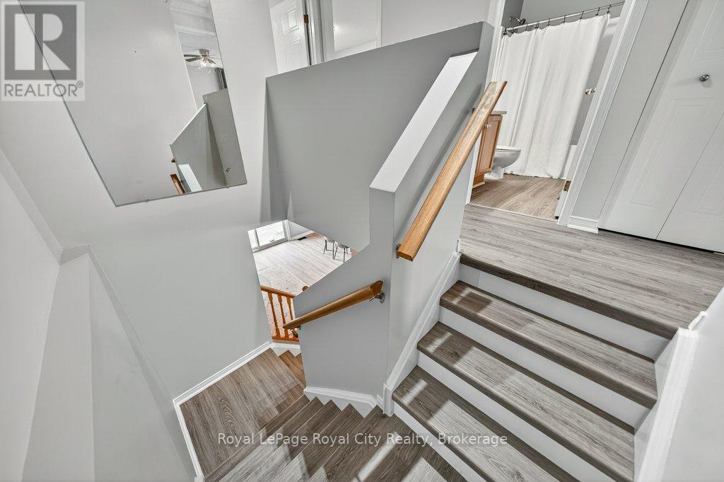 












37 - 66 RODGERS ROAD

,
Guelph (Kortright West),




Ontario
N1G4Y5

