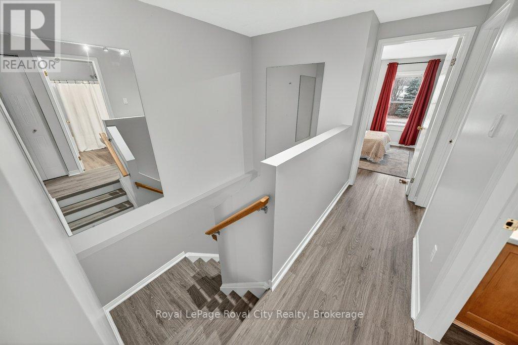 












37 - 66 RODGERS ROAD

,
Guelph (Kortright West),




Ontario
N1G4Y5

