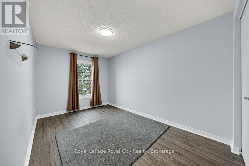 












37 - 66 RODGERS ROAD

,
Guelph (Kortright West),




Ontario
N1G4Y5

