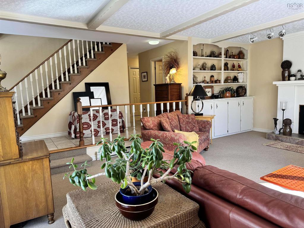 












40 Fundy Drive

,
Truro,




NS
B2N 5Z3

