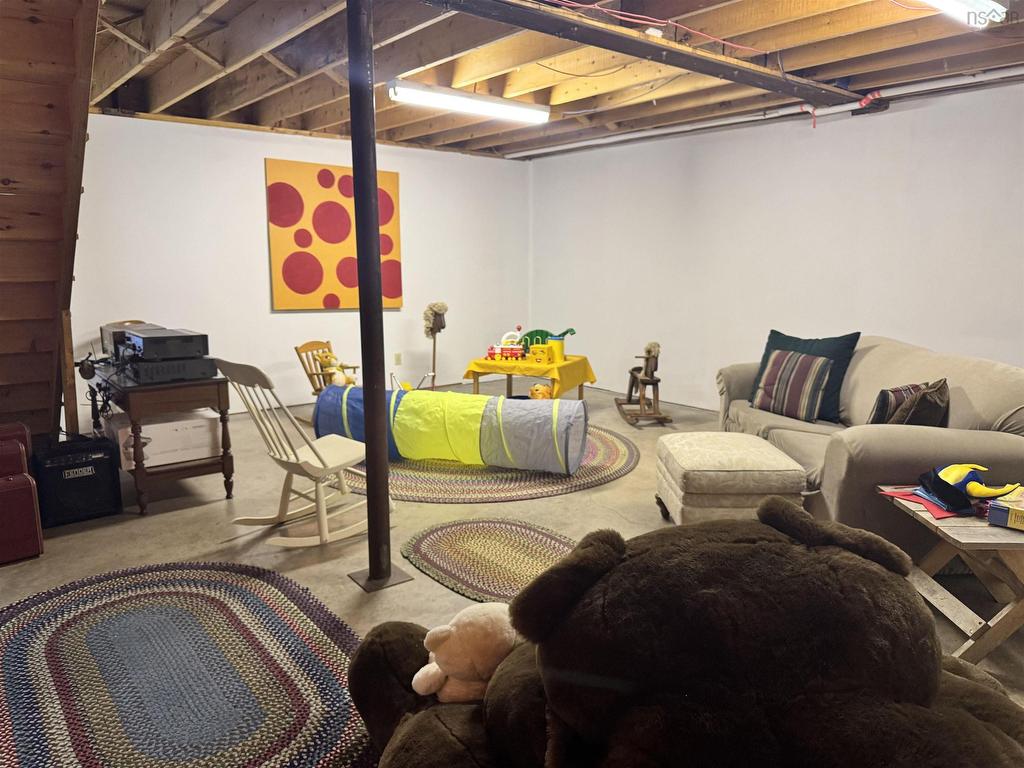 












40 Fundy Drive

,
Truro,




NS
B2N 5Z3

