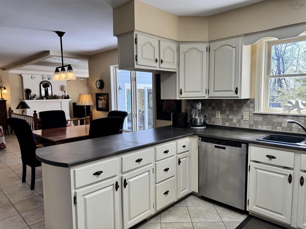 












40 Fundy Drive

,
Truro,




NS
B2N 5Z3

