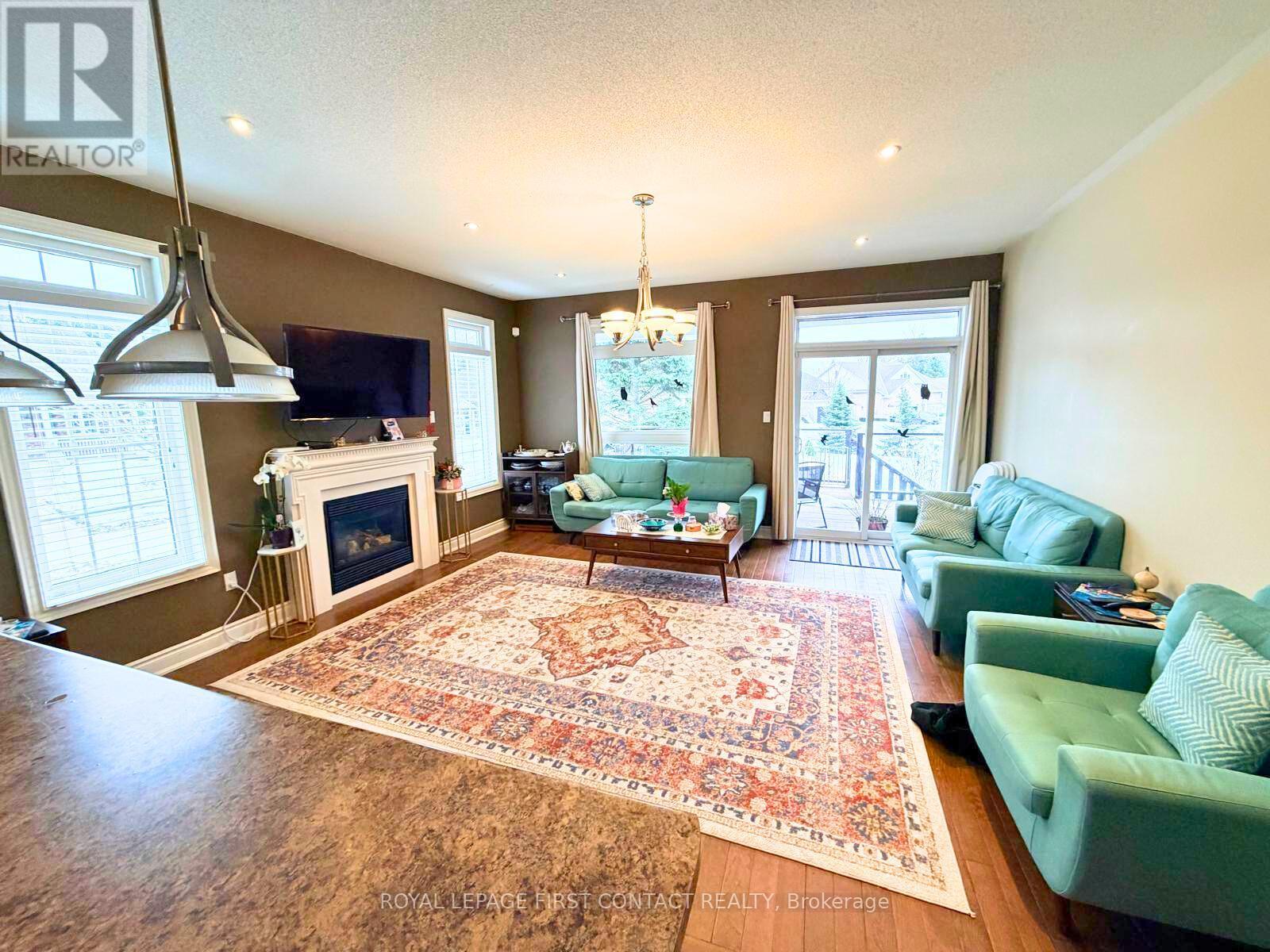 












1 MASTERS LANE

,
Wasaga Beach,




Ontario
L9Z1S9

