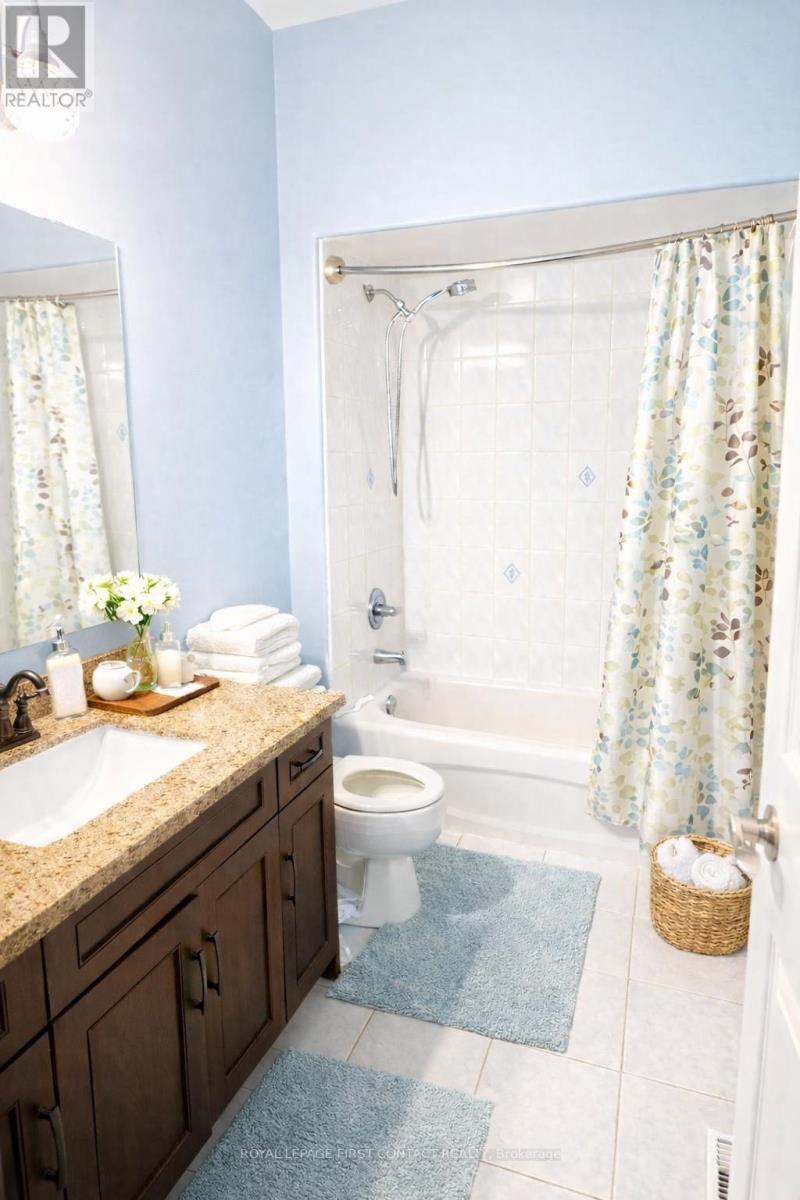 












1 MASTERS LANE

,
Wasaga Beach,




Ontario
L9Z1S9

