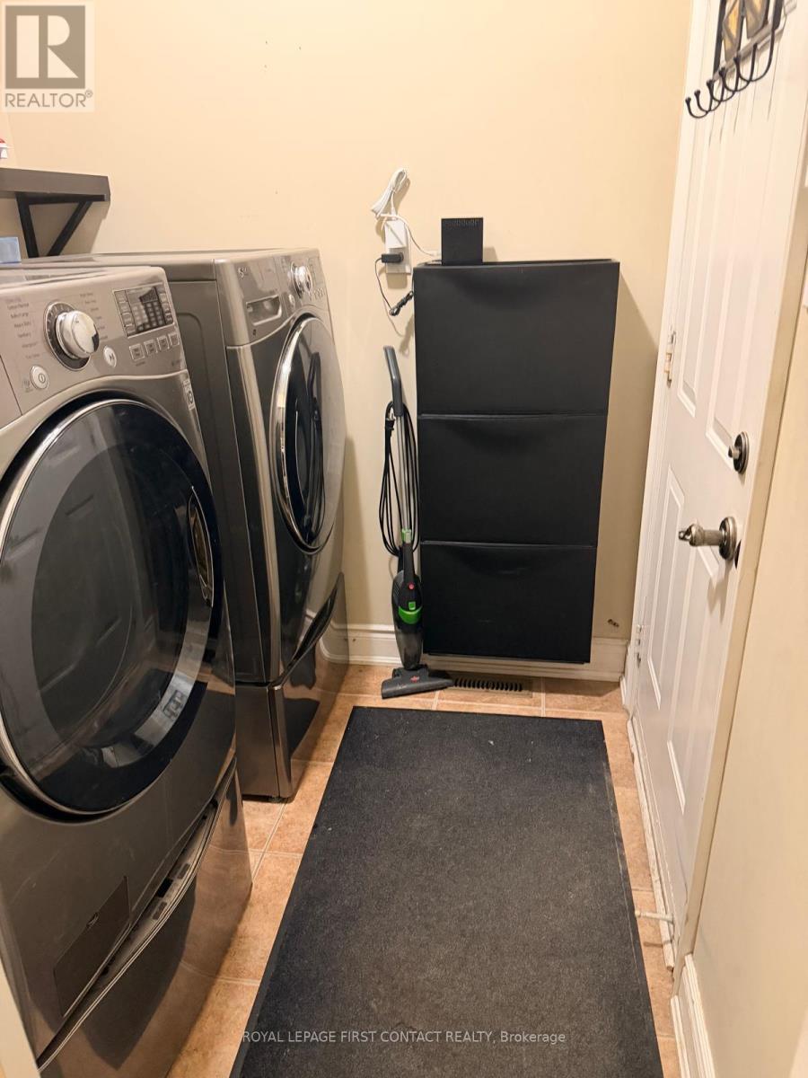 












1 MASTERS LANE

,
Wasaga Beach,




Ontario
L9Z1S9

