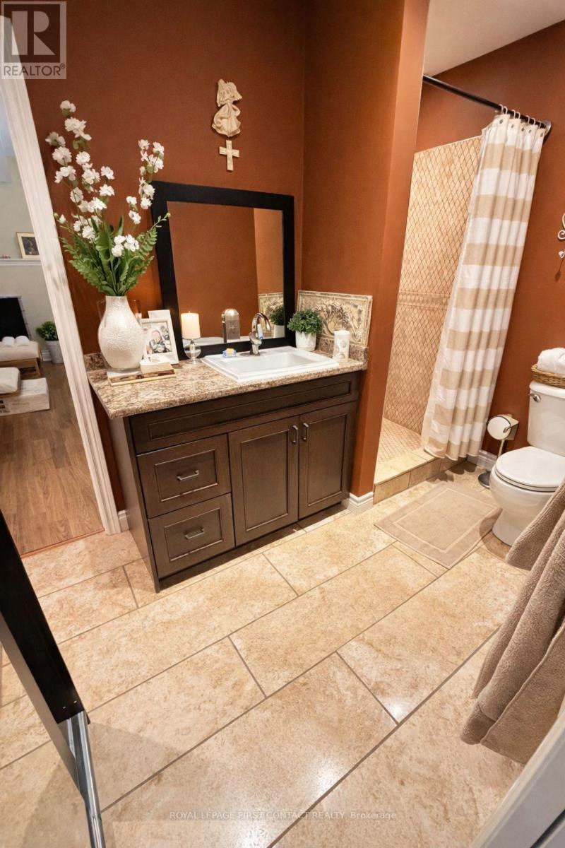 












1 MASTERS LANE

,
Wasaga Beach,




Ontario
L9Z1S9

