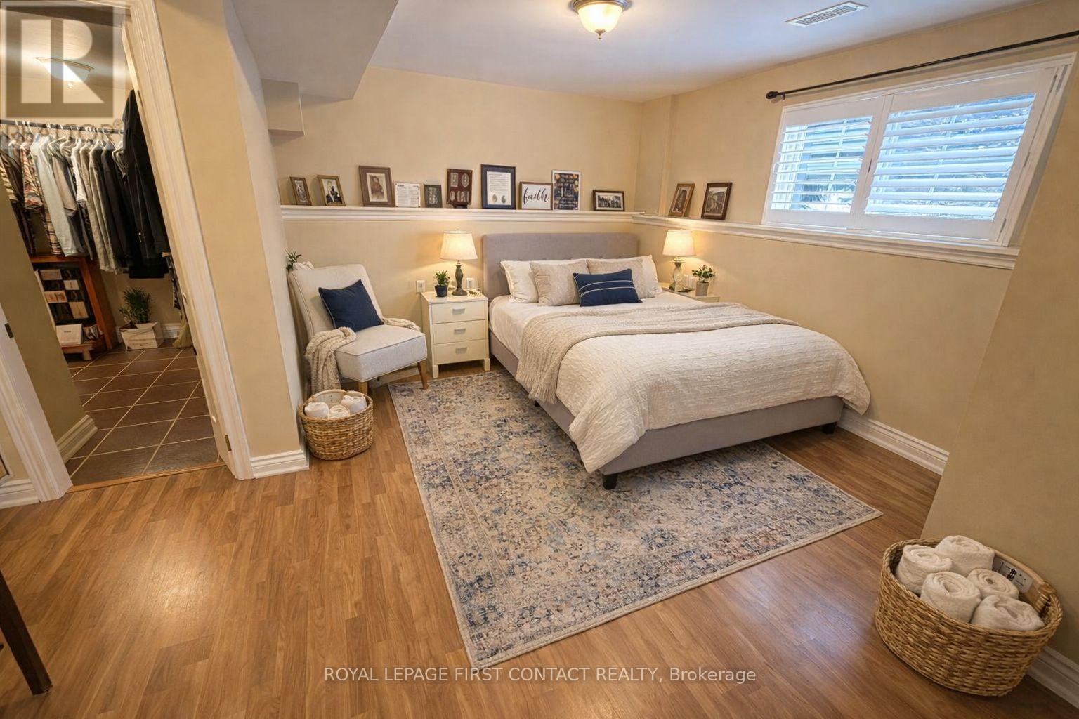 












1 MASTERS LANE

,
Wasaga Beach,




Ontario
L9Z1S9

