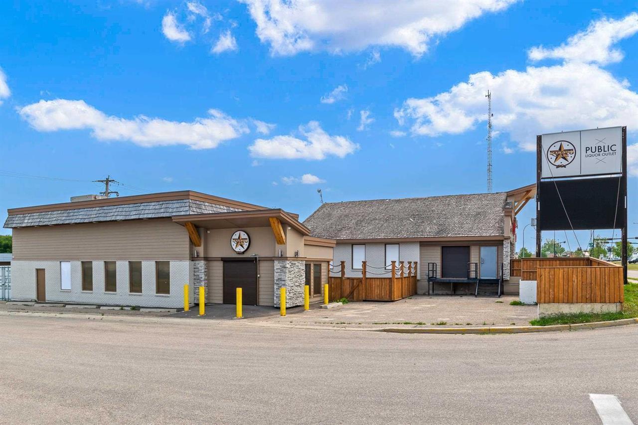 












5231  55 Street

,
Cold Lake,




Alberta
T9M1W2

