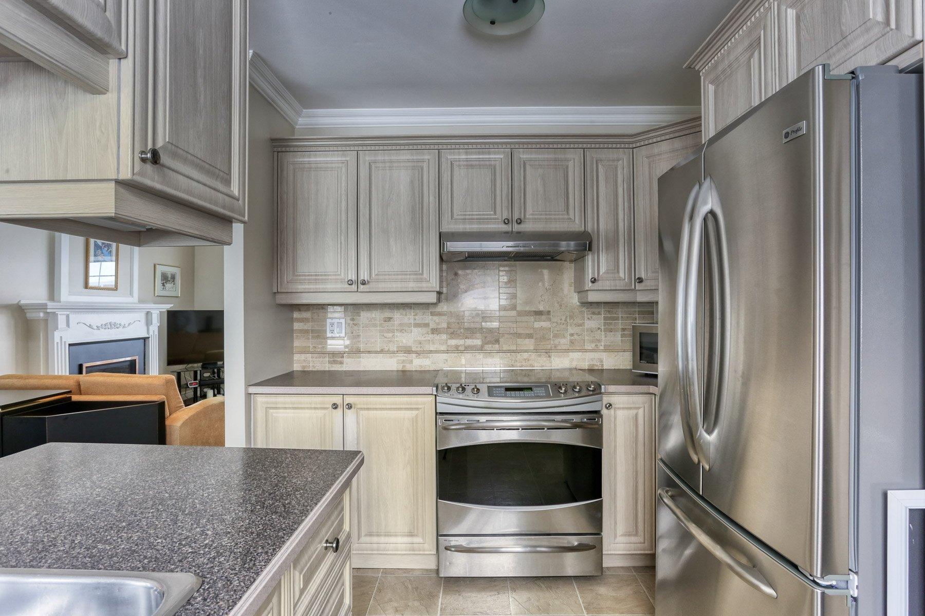 









3830


Rue Dompierre

,
Trois-Rivières,




QC
G8Y4Y6

