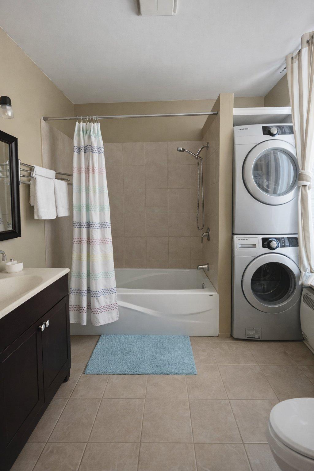 









3553


Boul. Décarie

,
Montréal (Côte-des-Neiges/Notre-Dame-de-Grâce),




QC
H4A3J4

