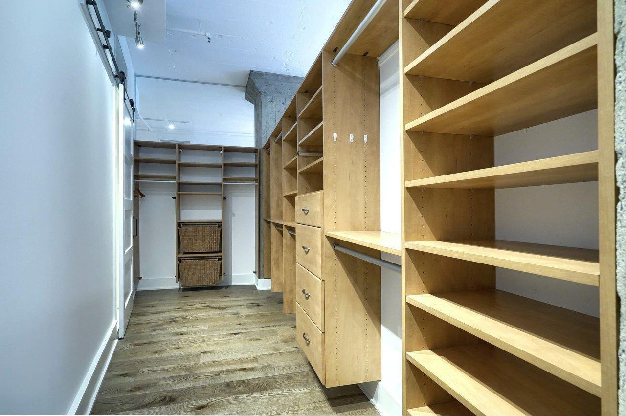 









454


Rue De La Gauchetière O.

, 501-502,
Montréal (Ville-Marie),




QC
H2Z1E3

