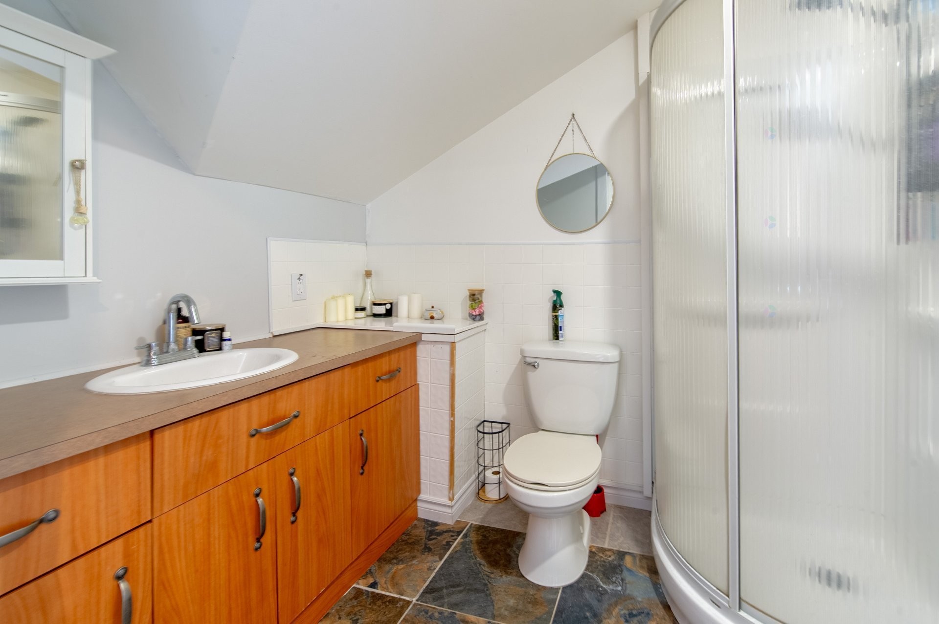 









202


25e Rue O.

,
Venise-en-Québec,




QC
J0J2K0

