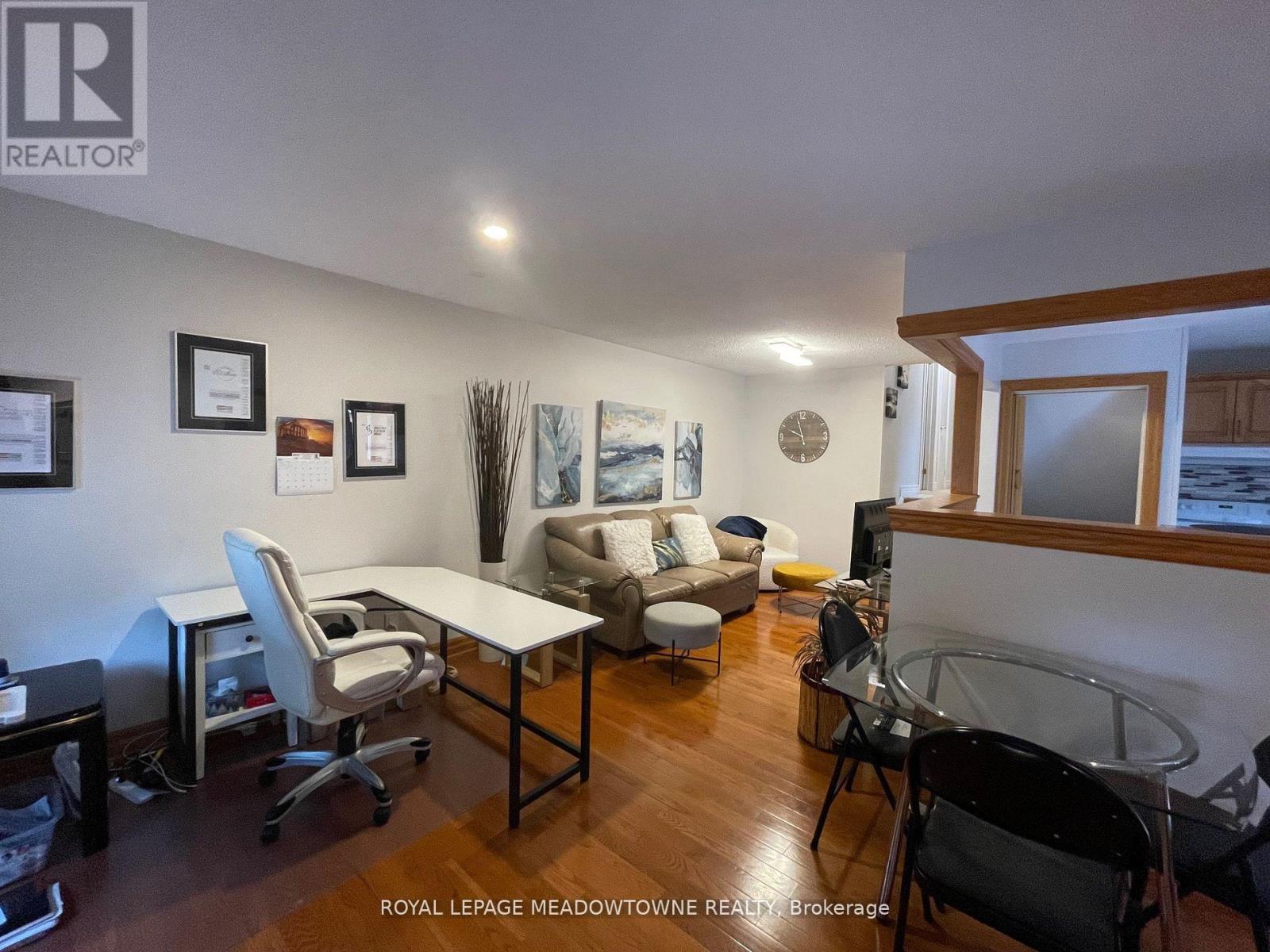 












7010 BONNIE STREET

,
Niagara Falls,




Ontario
L2G7L1

