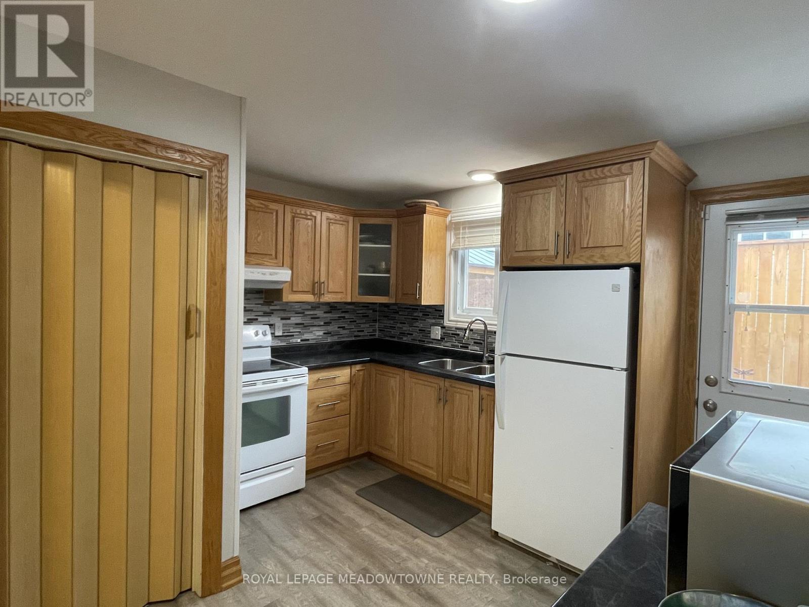 












7010 BONNIE STREET

,
Niagara Falls,




Ontario
L2G7L1

