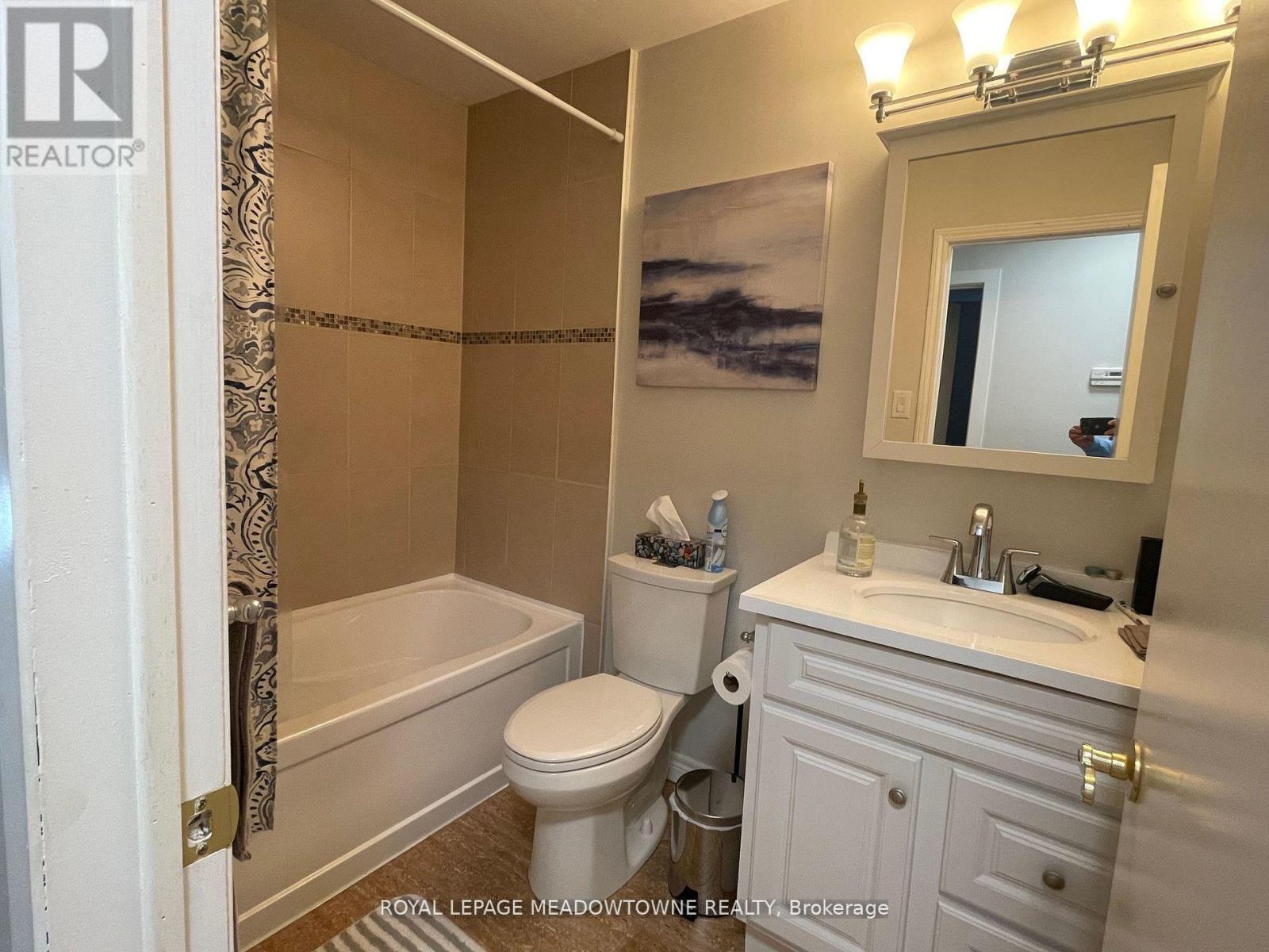 












7010 BONNIE STREET

,
Niagara Falls,




Ontario
L2G7L1

