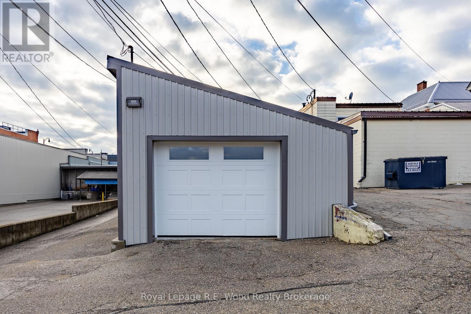 












20 CAT ALLEY

,
Tillsonburg,




Ontario
N4G0C8


