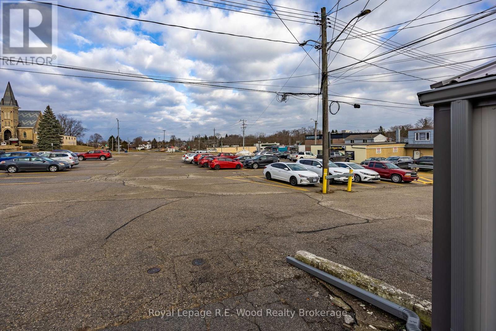 












20 CAT ALLEY

,
Tillsonburg,




Ontario
N4G0C8

