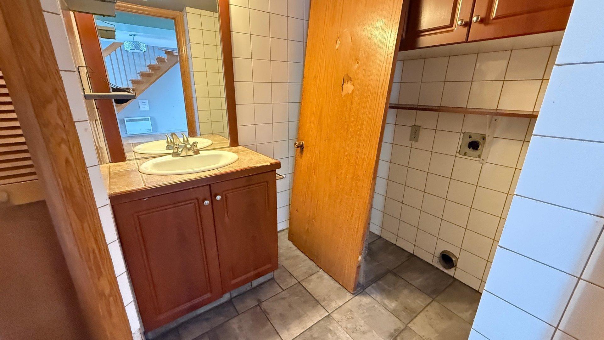 









11373


Rue Victoria

,
Montréal-Est,




QC
H1B2P1

