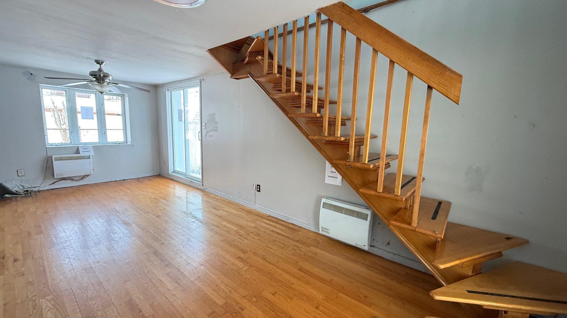 









11373


Rue Victoria

,
Montréal-Est,




QC
H1B2P1

