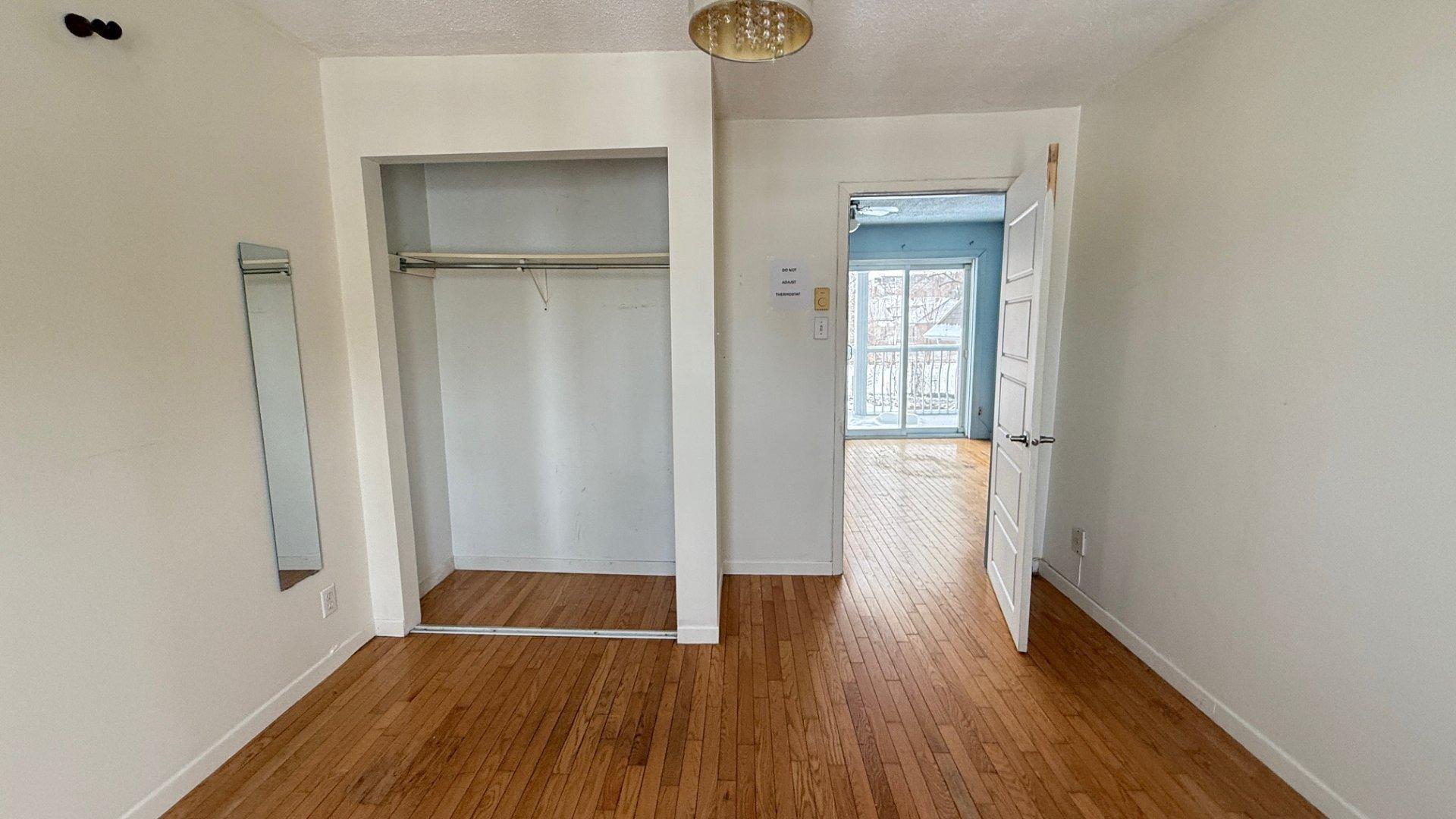 









11373


Rue Victoria

,
Montréal-Est,




QC
H1B2P1

