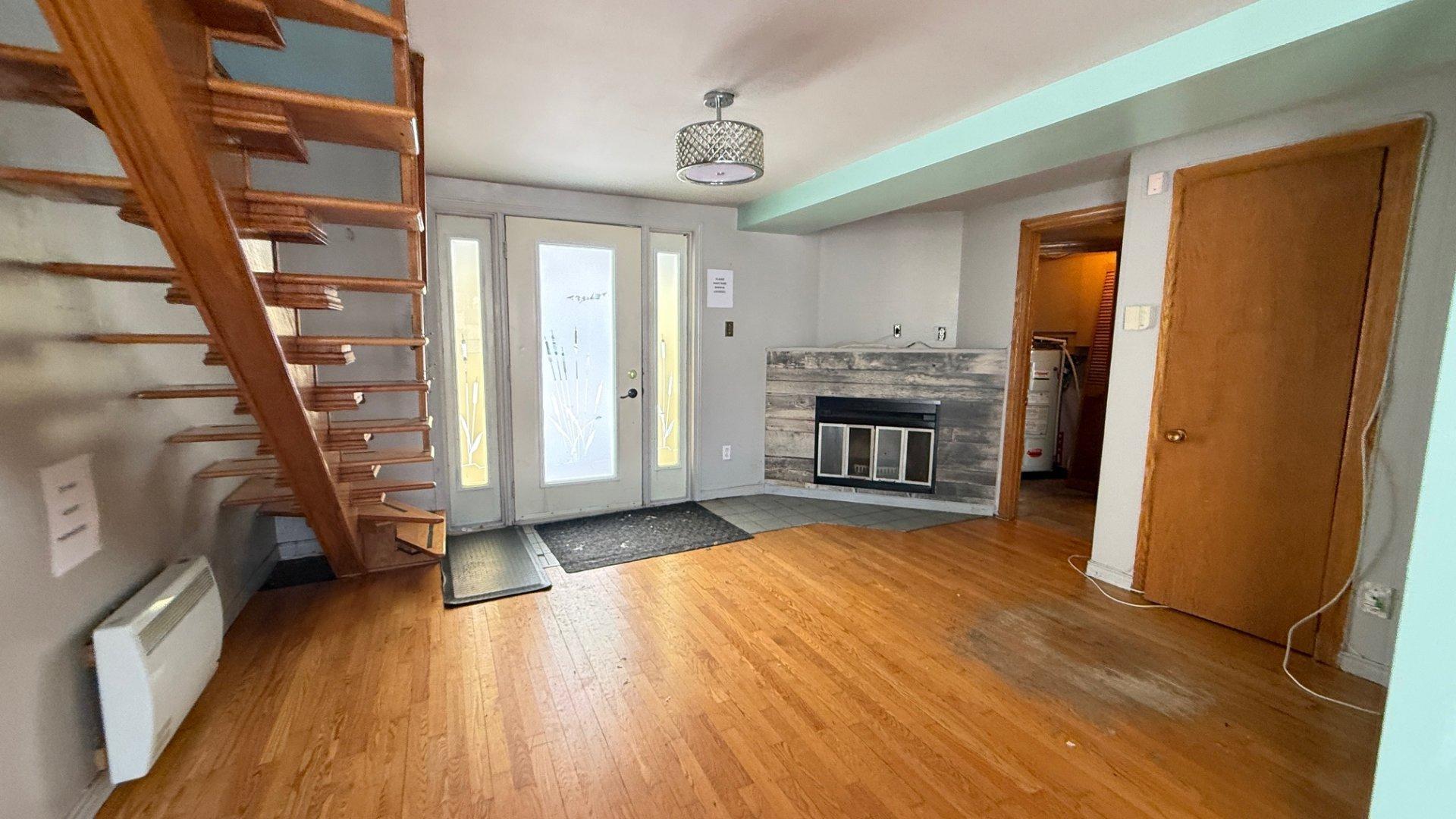 









11373


Rue Victoria

,
Montréal-Est,




QC
H1B2P1

