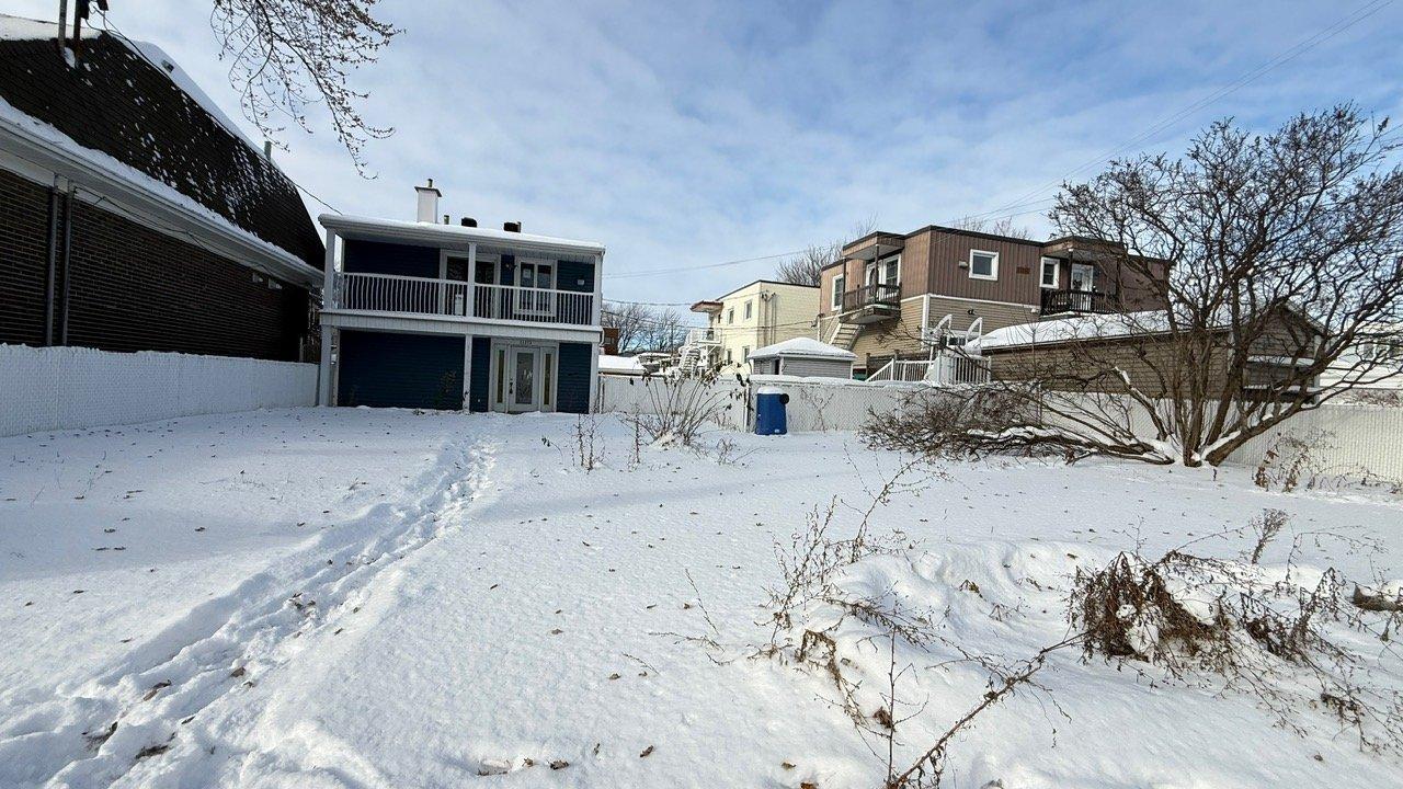 









11373


Rue Victoria

,
Montréal-Est,




QC
H1B2P1

