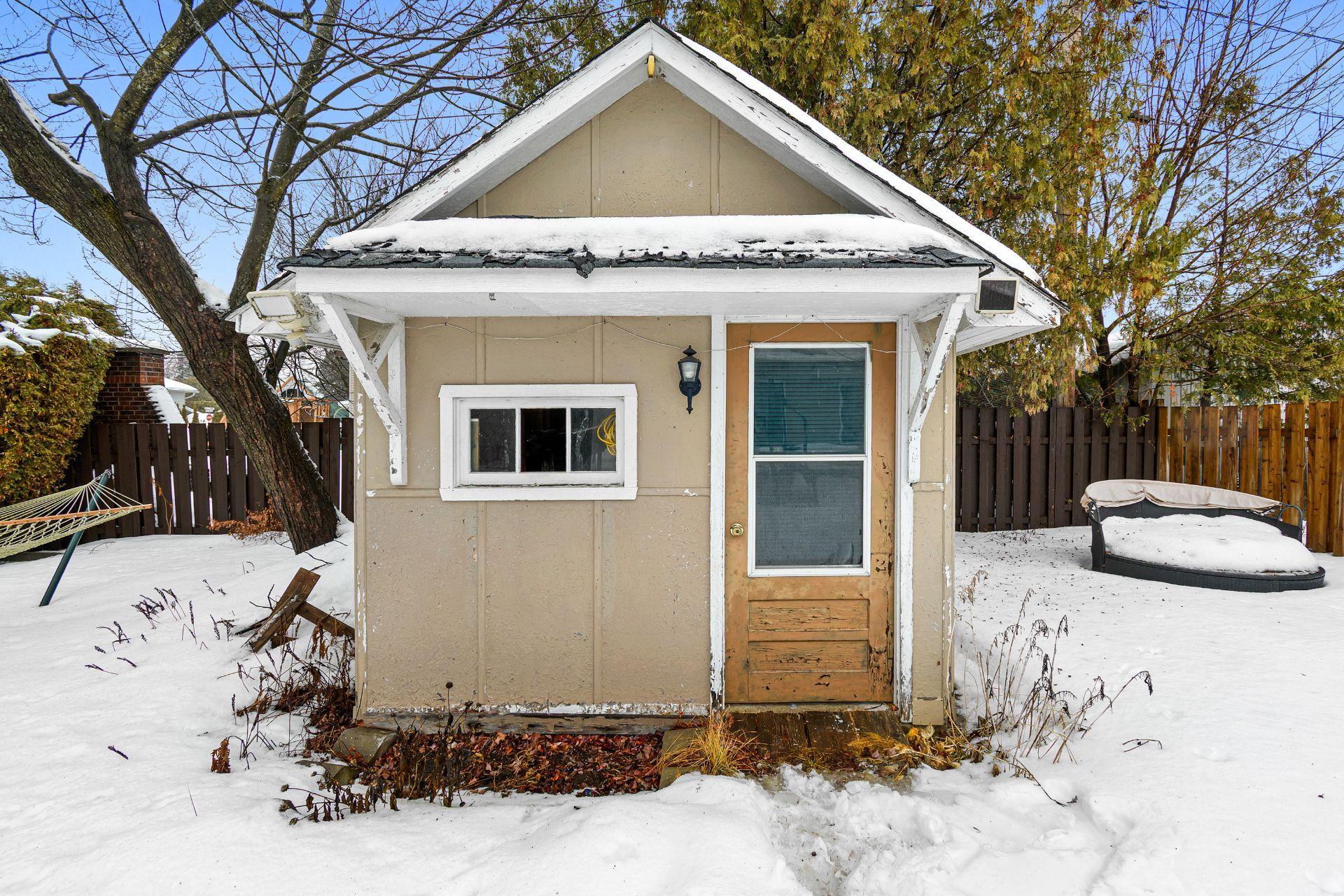 









115


Rue Kenny

,
Lachute,




QC
J8H4A4

