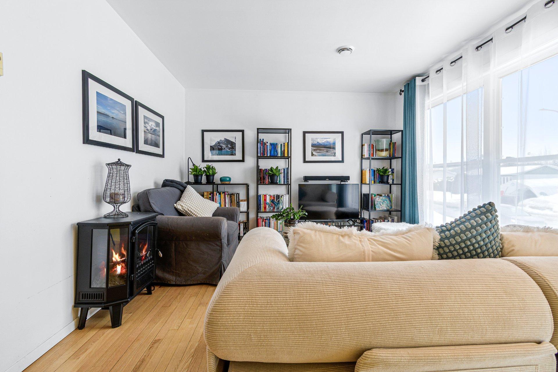 









115


Rue Kenny

,
Lachute,




QC
J8H4A4

