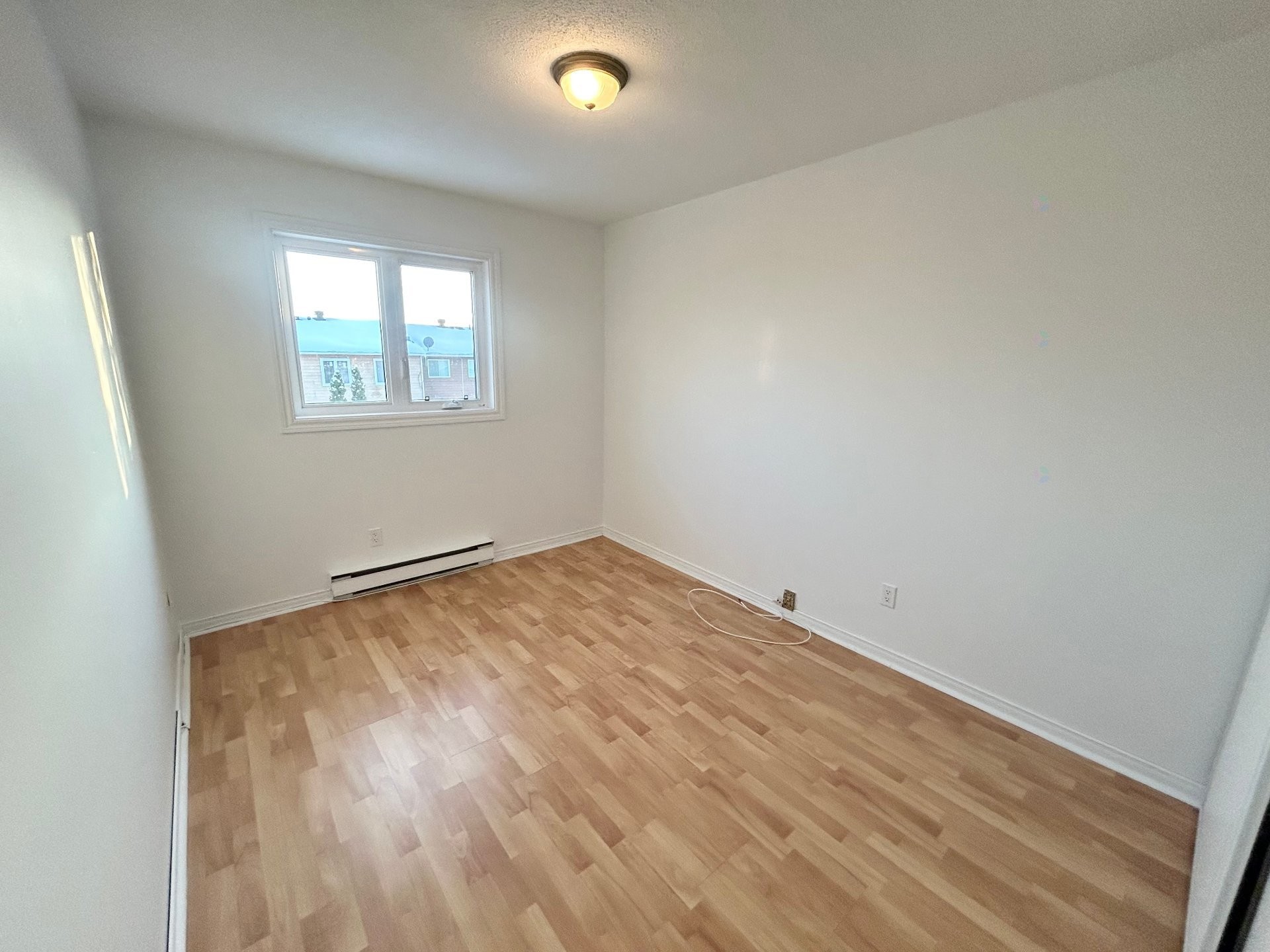 









22


Rue de Soulanges

,
Gatineau (Gatineau),




QC
J8T7E4

