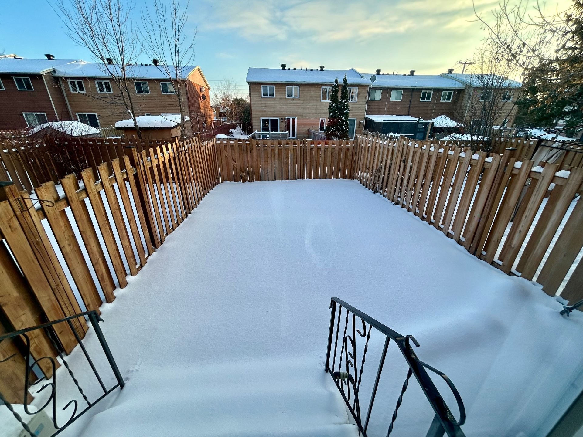 









22


Rue de Soulanges

,
Gatineau (Gatineau),




QC
J8T7E4

