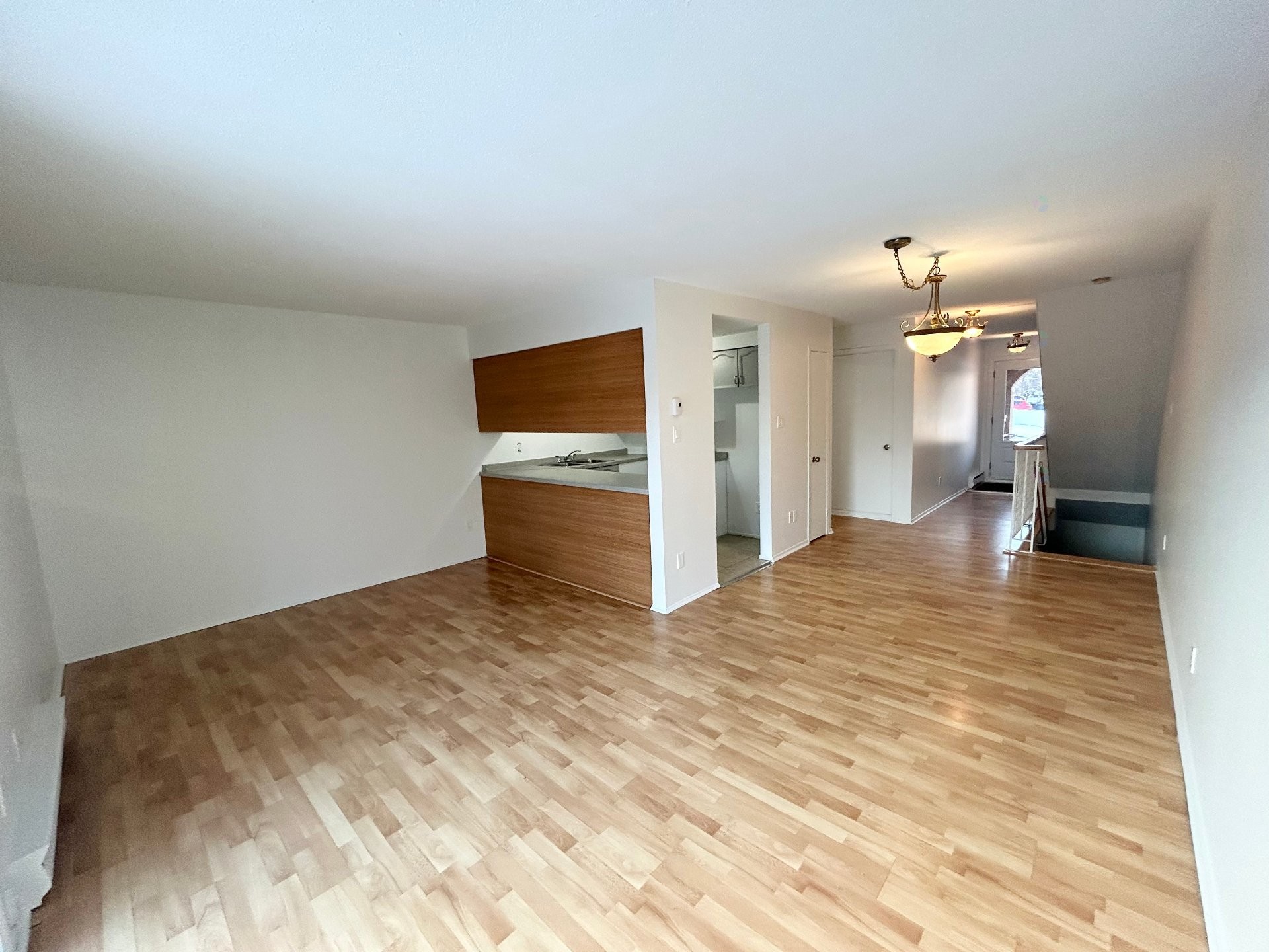 









22


Rue de Soulanges

,
Gatineau (Gatineau),




QC
J8T7E4

