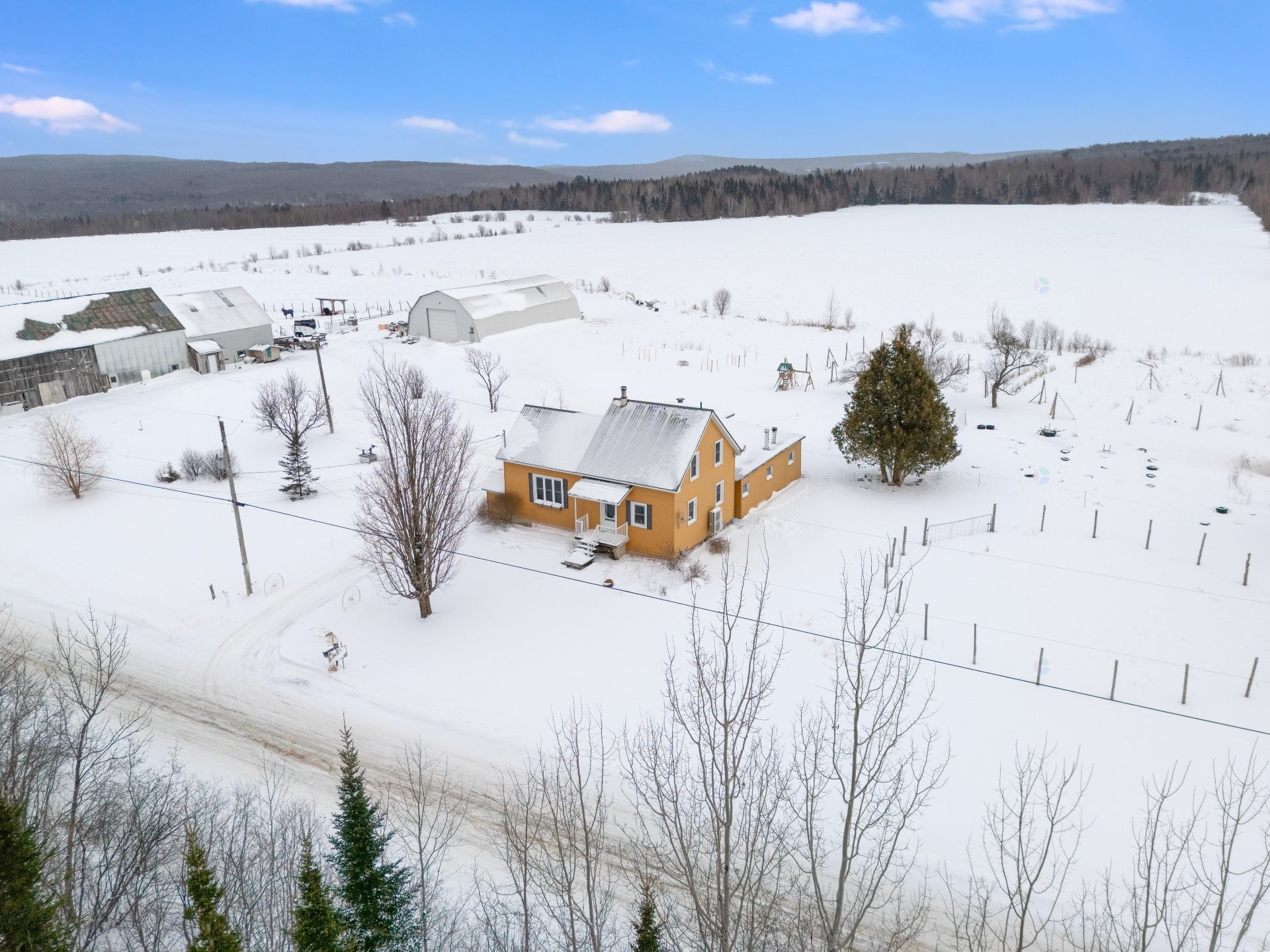 









231Z


9e-et-10e Rang

,
Saint-Camille,







QC
J0A1G0

