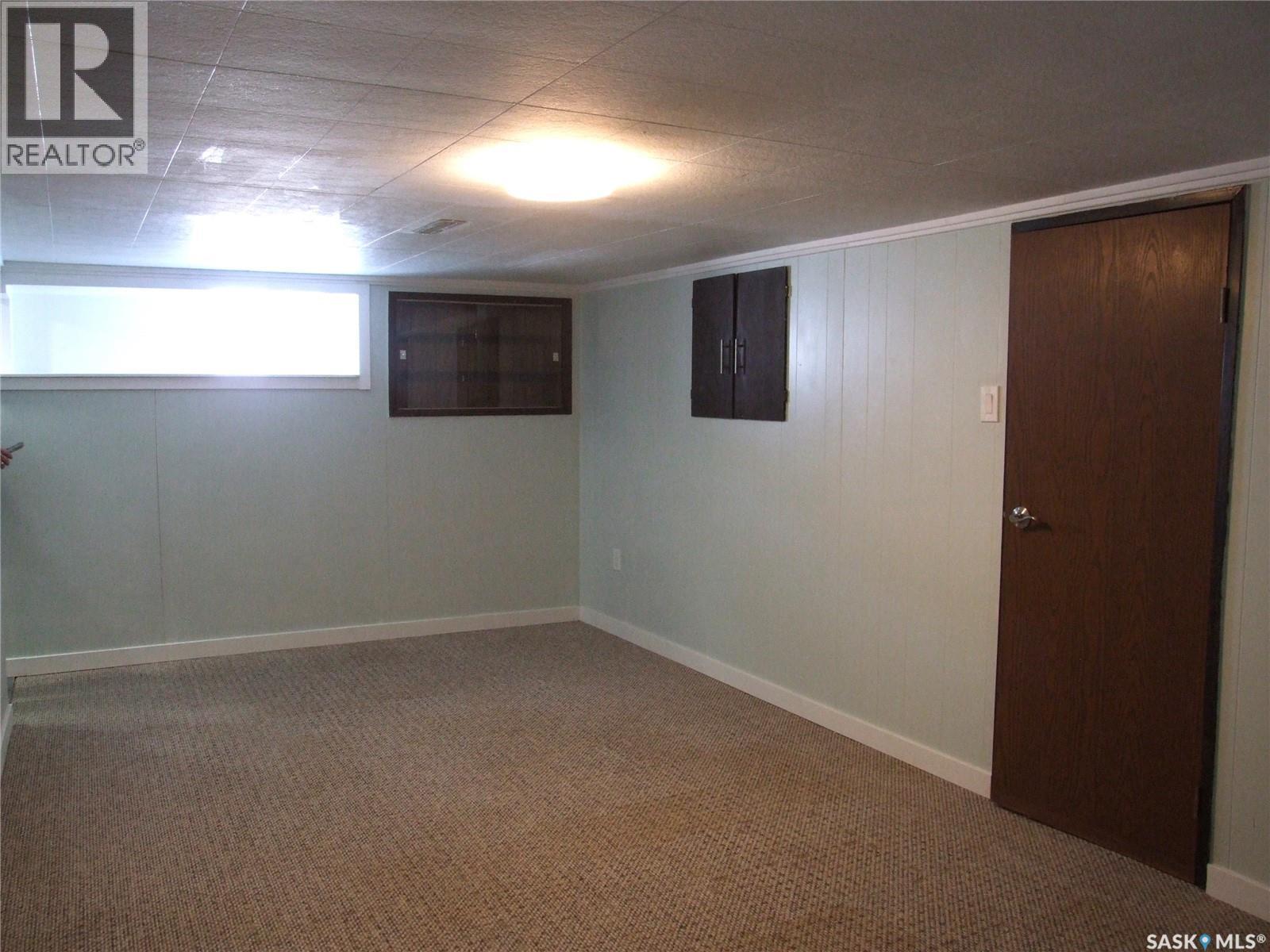 












113 Railway AVENUE

,
Richmound,




Saskatchewan
S0N2E0

