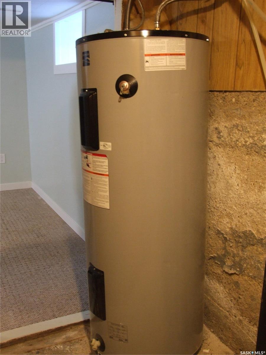 












113 Railway AVENUE

,
Richmound,




Saskatchewan
S0N2E0

