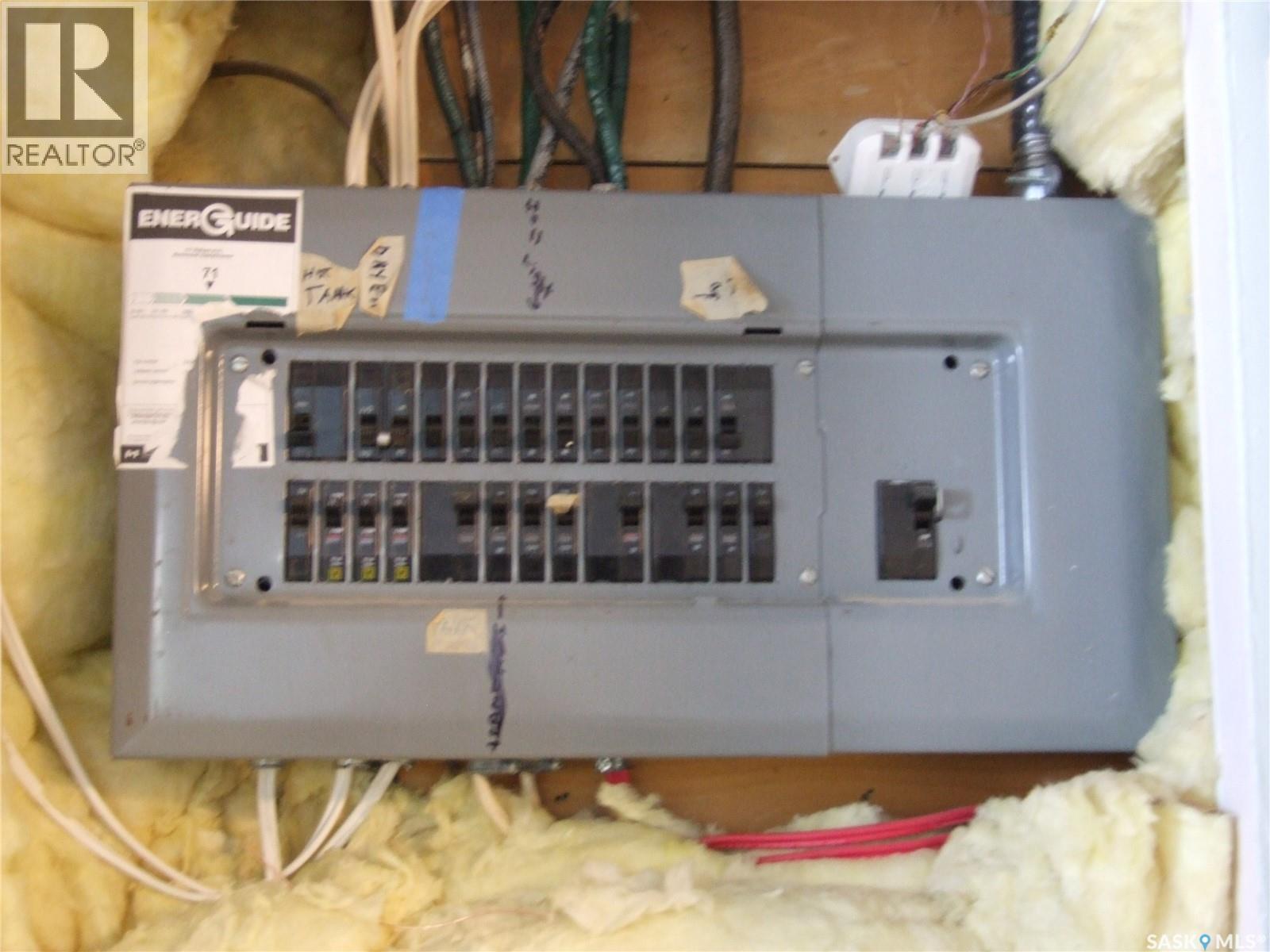 












113 Railway AVENUE

,
Richmound,




Saskatchewan
S0N2E0

