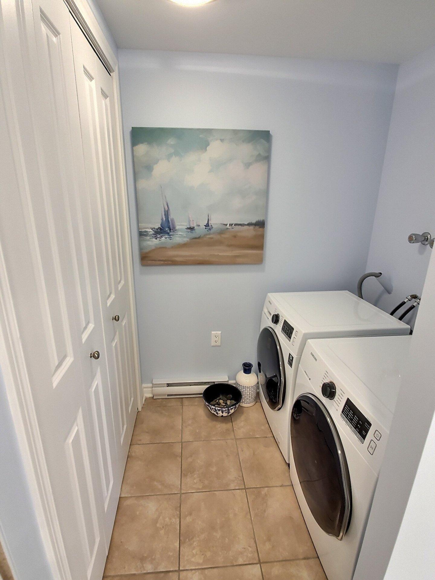 









3581


Boul. Gouin E.

, 207,
Montréal (Montréal-Nord),




QC
H1H0A1

