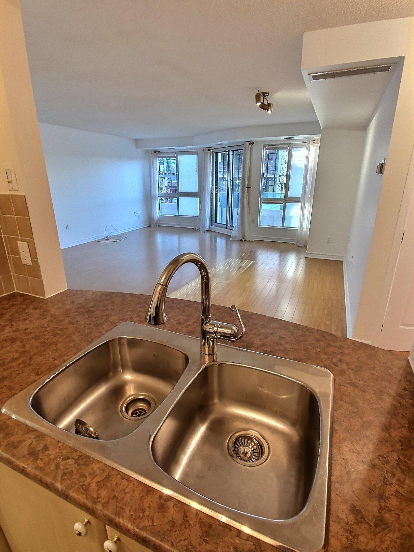 









3581


Boul. Gouin E.

, 207,
Montréal (Montréal-Nord),




QC
H1H0A1

