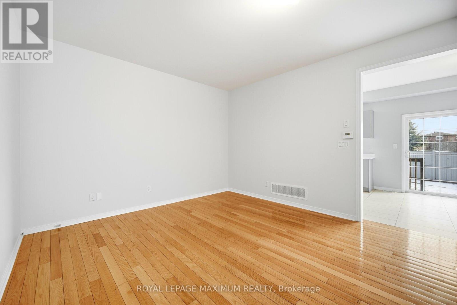 












162 GENTILE CIRCLE

,
Vaughan,




Ontario
L4H1G4

