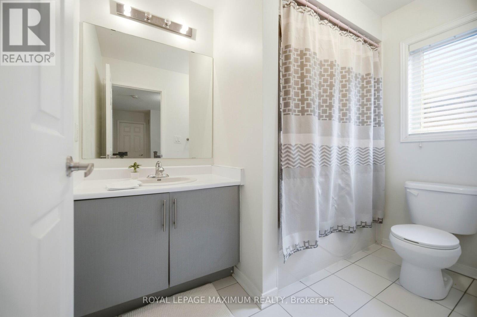 












162 GENTILE CIRCLE

,
Vaughan,




Ontario
L4H1G4

