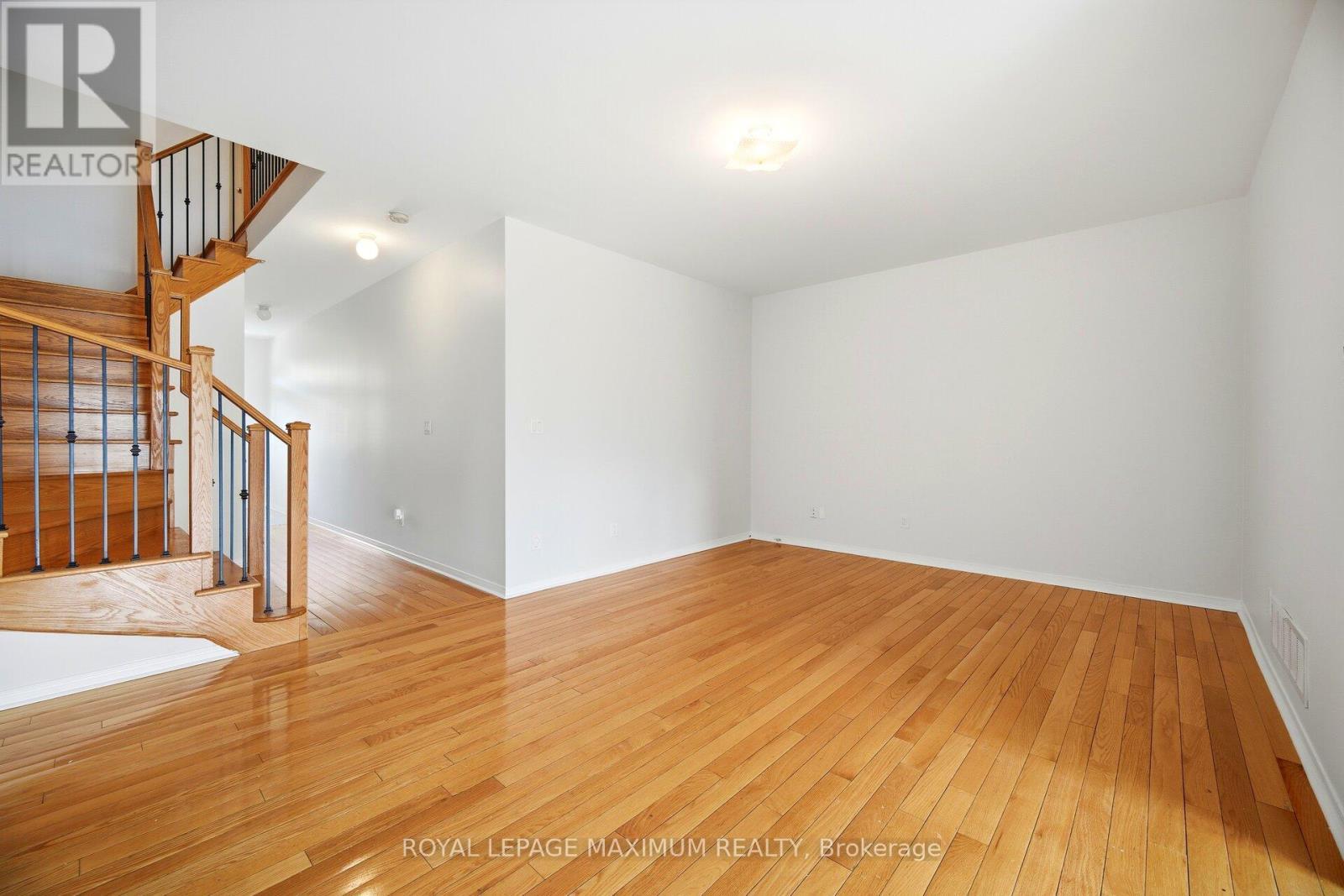 












162 GENTILE CIRCLE

,
Vaughan,




Ontario
L4H1G4

